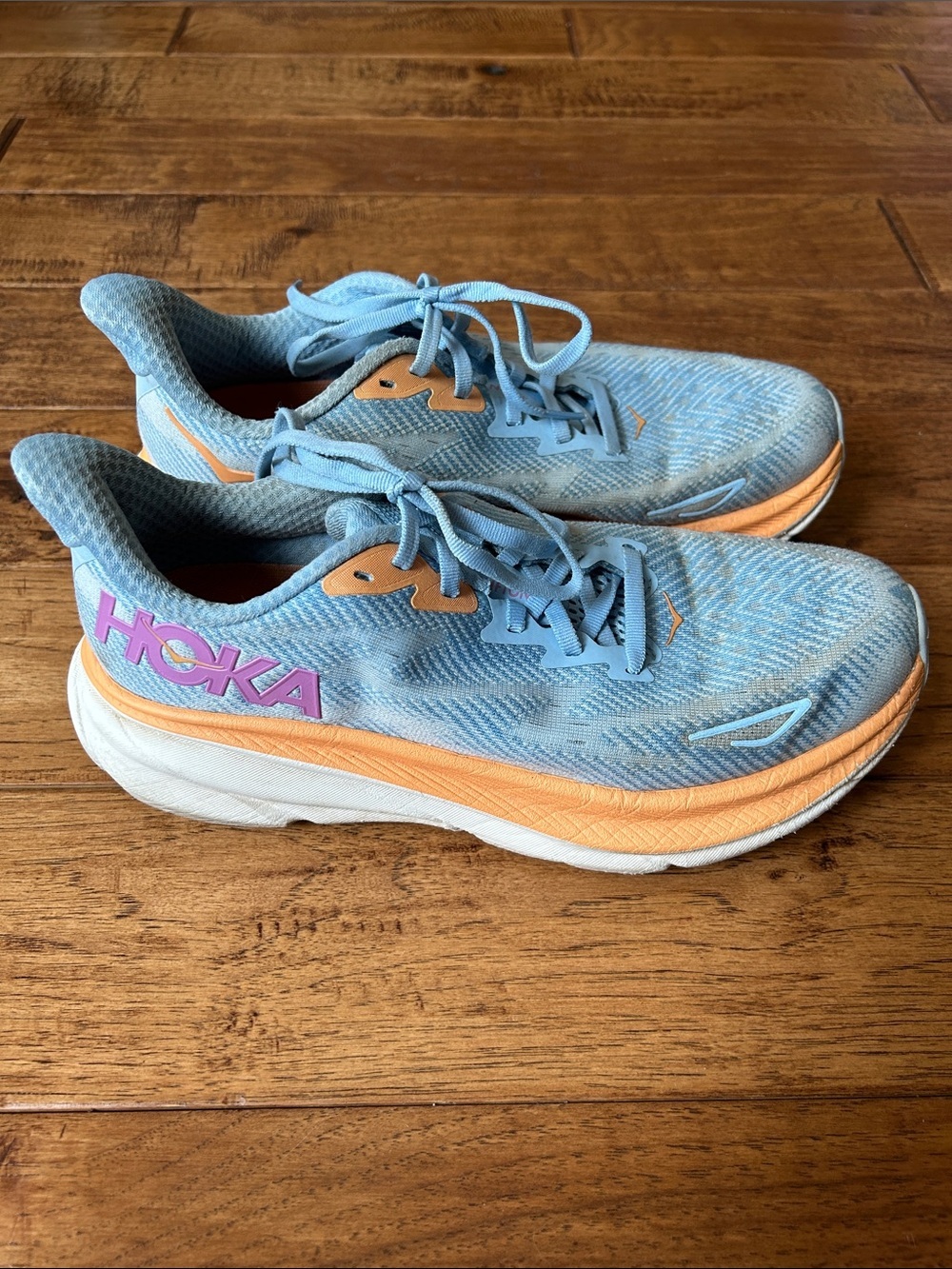 Hoka One One Clifton 9 Cushioned Road Running Shoes Blue Womens Size 7.5